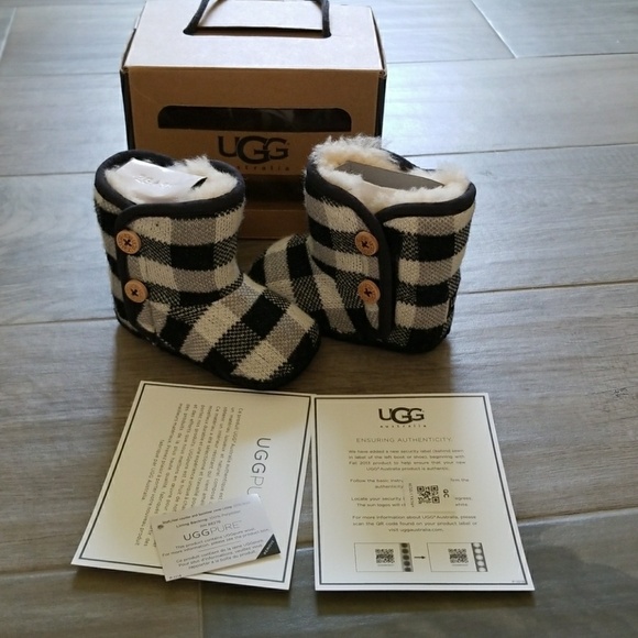 NIB UGG Black and White Kids Boots - Picture 2 of 8